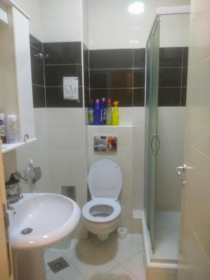 Apartman Marina Sa Garazom โนวีซาด ภายนอก รูปภาพ
